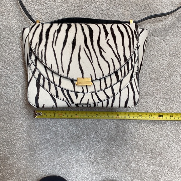 Wandler Luna Zebra Crossbody bag NEW WITH DUSTBAG - Picture 8 of 8